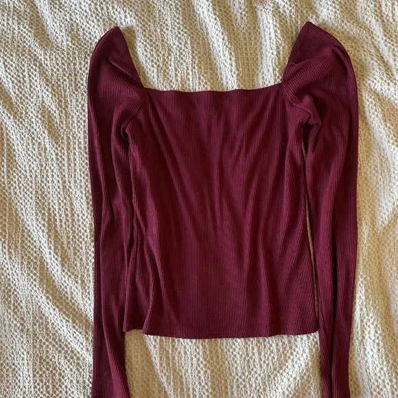 Billie the Label Burgundy Ribbed Square Neck Top, size M - Picture 5 of 5